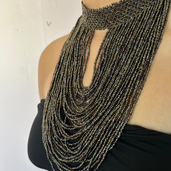 Beaded necklace - Picture 3 of 5